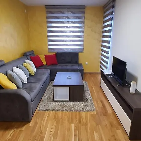 Apartman Titanic 3 Appartement *