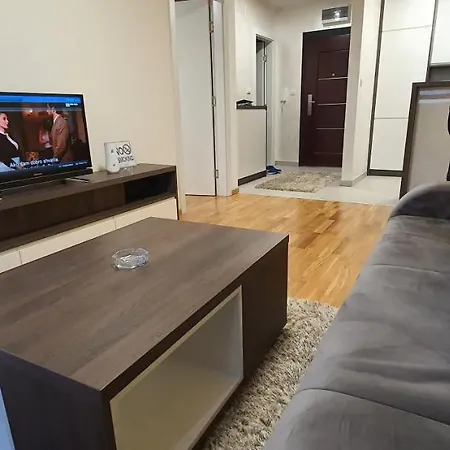 Appartement Apartman Titanic 3